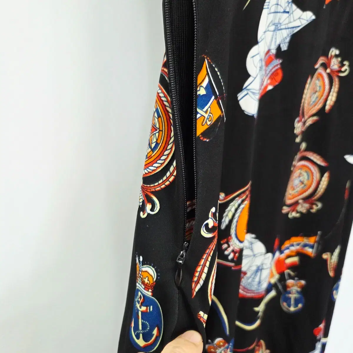 thumbnail-4